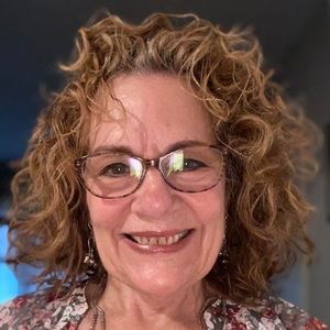 Meet your Posher, Cathy